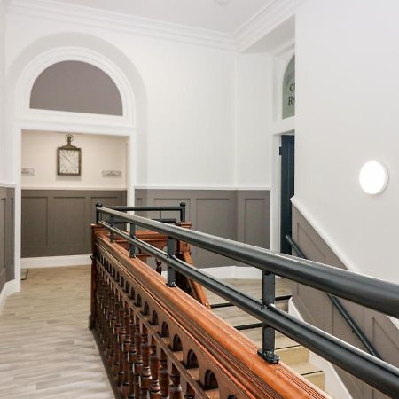 The Marriage Room At The Institute Executive Apartments Keith Esterno foto