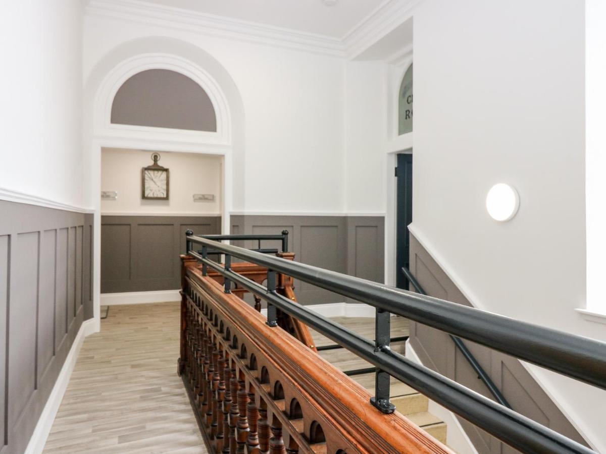 The Marriage Room At The Institute Executive Apartments Keith Esterno foto